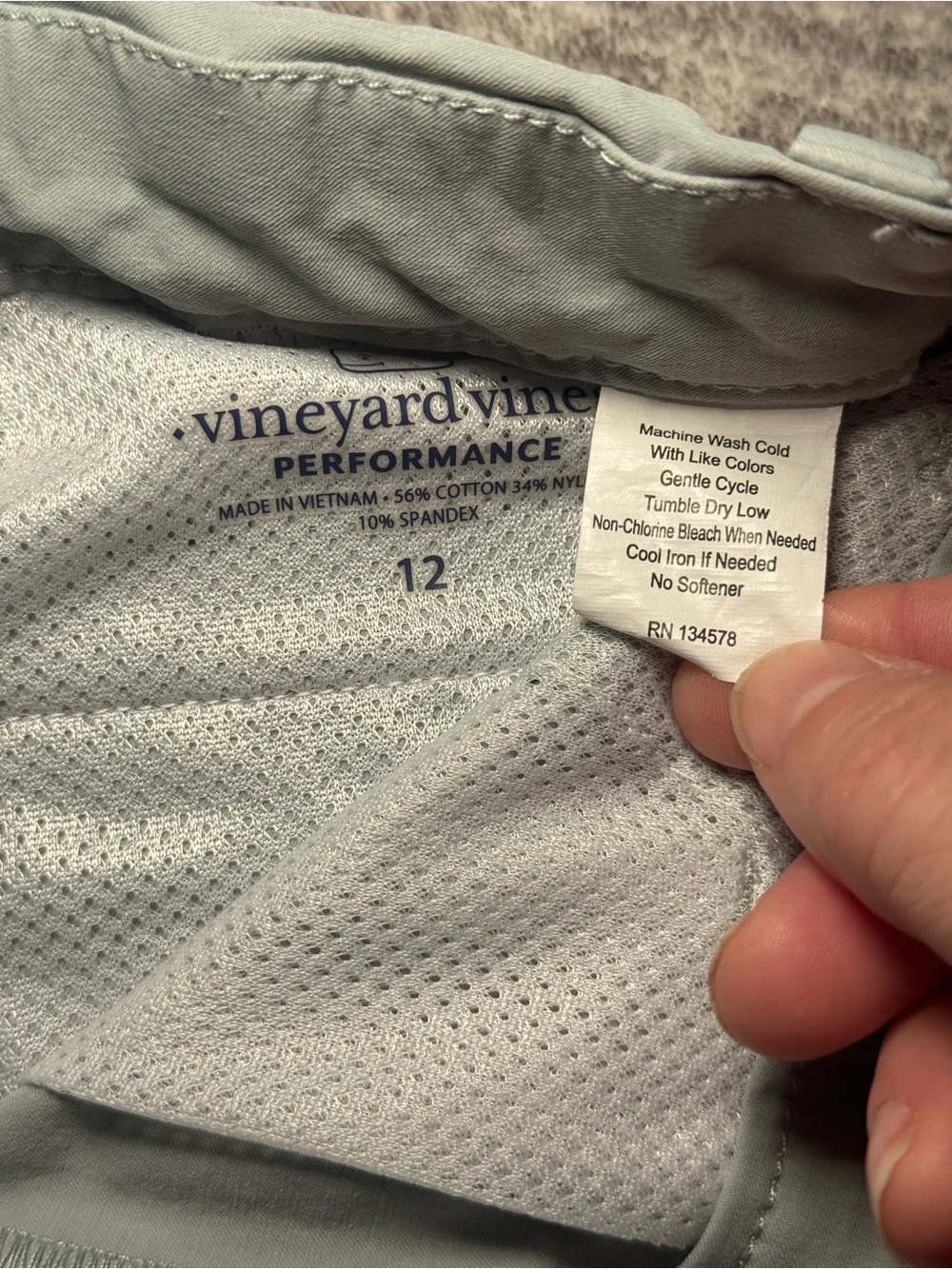 Vineyard Vines super small